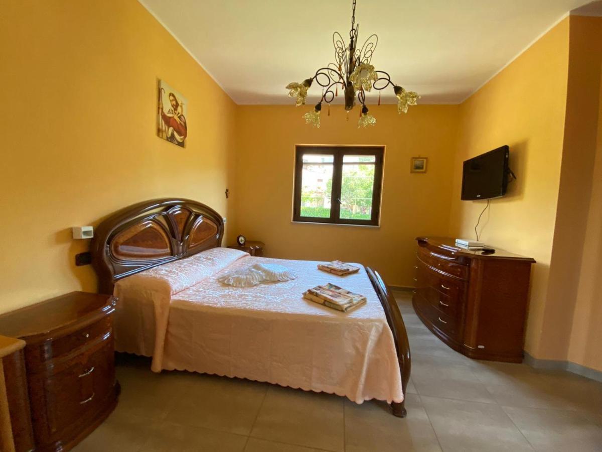 Villa Ida อากรอโปลี ภายนอก รูปภาพ