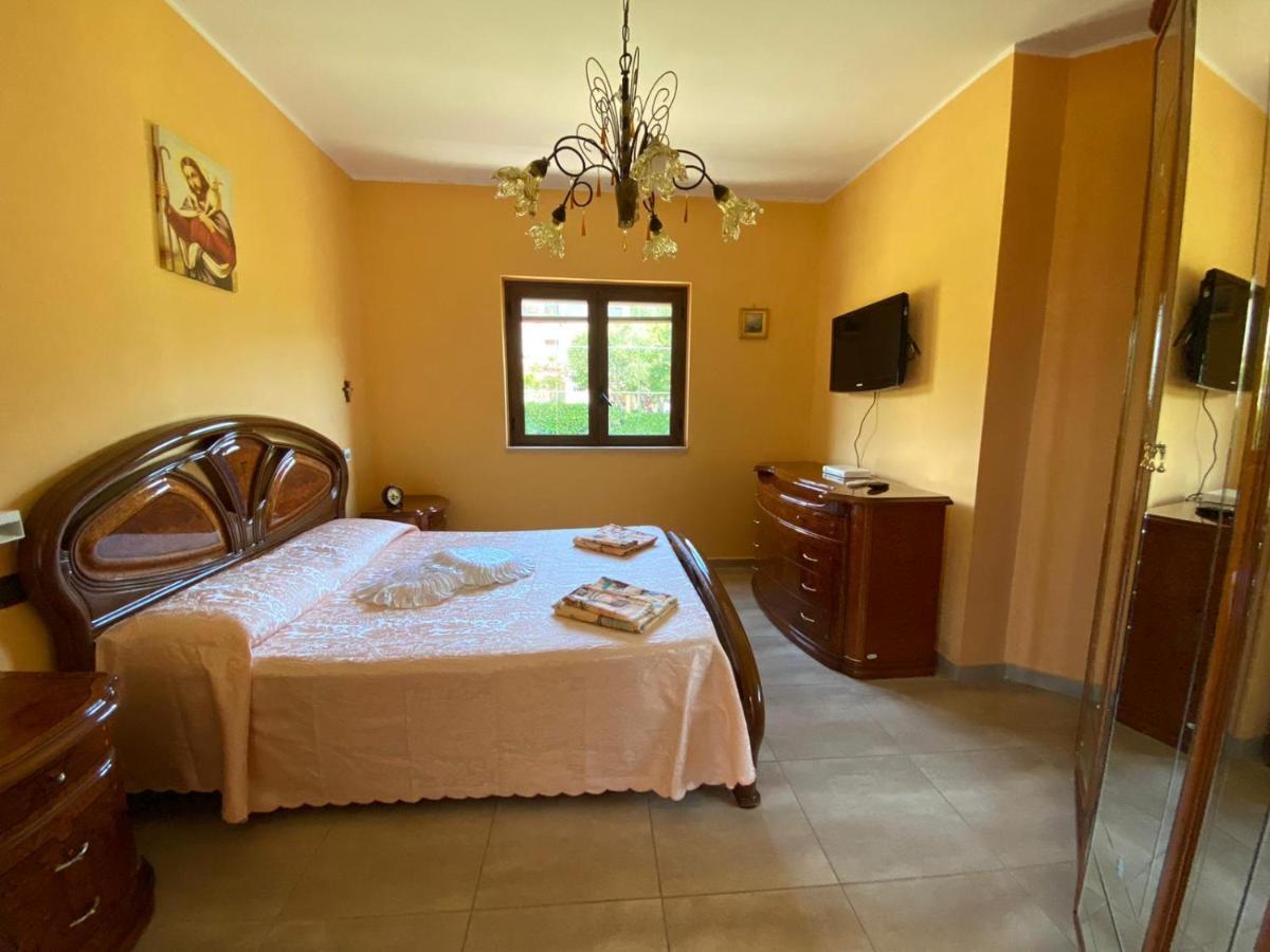 Villa Ida อากรอโปลี ภายนอก รูปภาพ